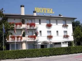 Hotel Sole Castione della Presolana Exterior photo
